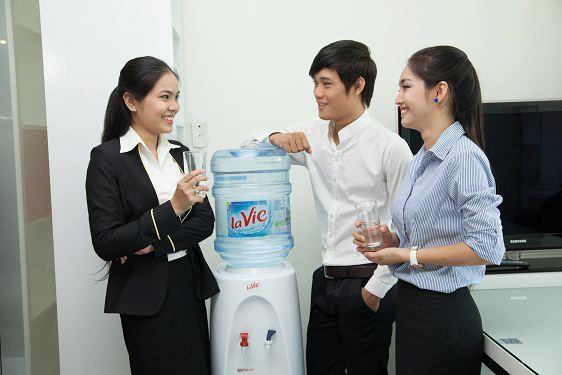 Nhận giao nước uống cho văn phòng công ty